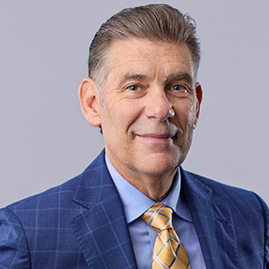 Jon Zwinski Headshot